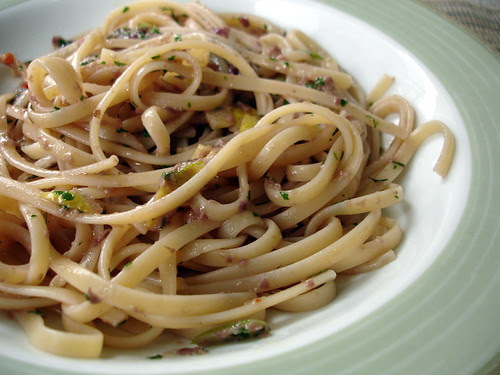 Linguine with olives, thyme and lemon