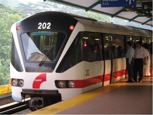 Bersih 4.0 Survival Kit - Take Transportation LRT