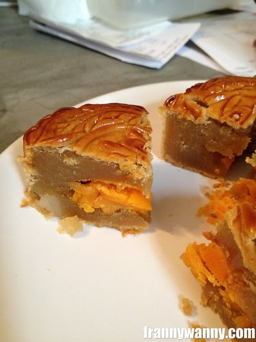 singapore mooncake 8