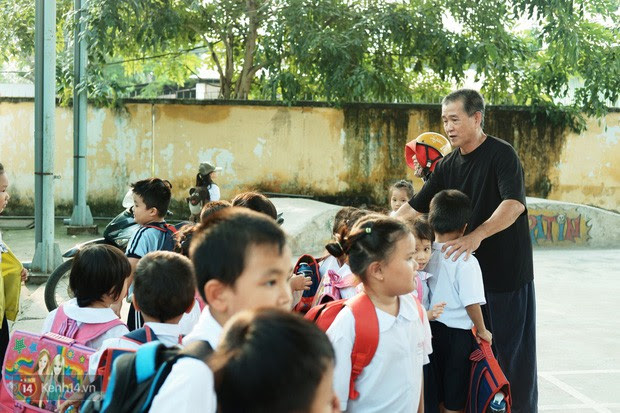 Ông bụt ở Sài Gòn tặng hơn 100 tỷ cho trẻ mồ côi: Nếu đã gọi mấy đứa nhỏ là con thì tiền bạc đừng để trong đầu - Ảnh 6.
