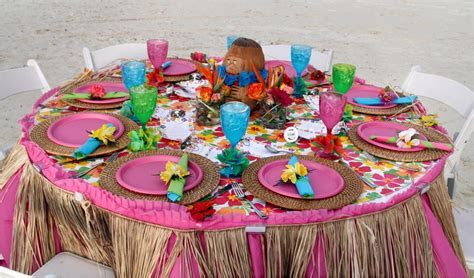 Create this beautiful pink paradise luau themed rehearsal Create this beautiful pink paradise luau themed rehearsal