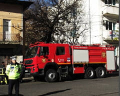 Hunedoara: Sase masini au fost distruse de flacari. Focul a fost pus intentionat