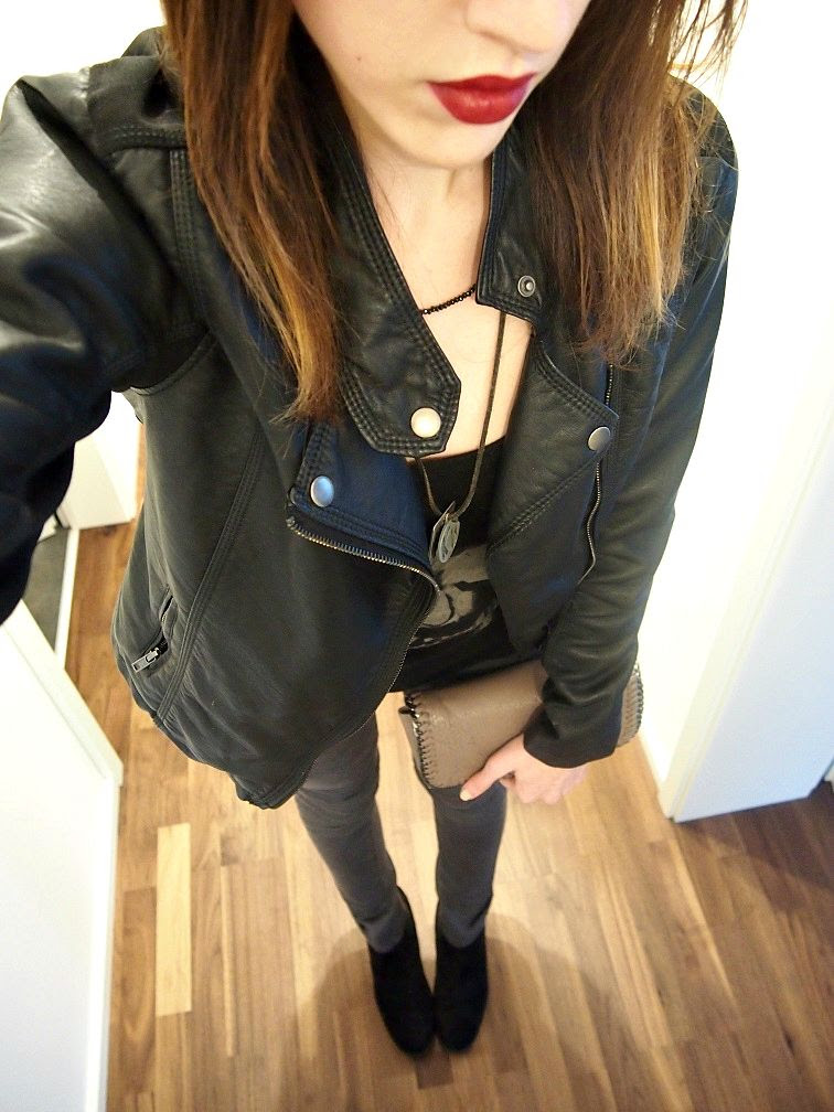 Outfit of the day - Lederjacke Fashion, look, grau