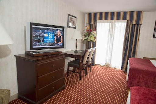 Hotel «Hampton Falls Inn», reviews and photos, 11 Lafayette Rd, Hampton Falls, NH 03844, USA