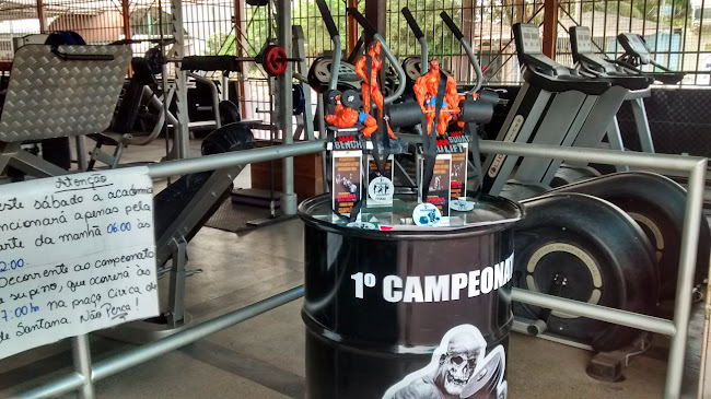 Acadêmia Caveira Hardcore - Academia