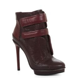 4 Shades of Red Wine for Your Fall Wardrobe - Stiletto Jungle