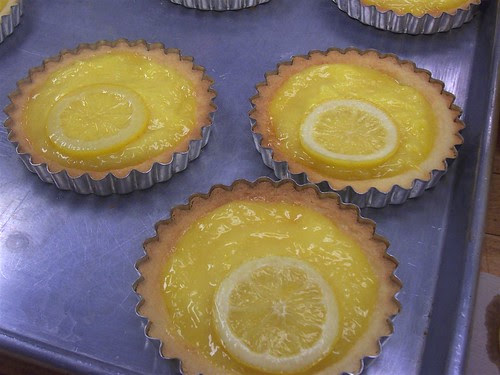 Finished lemon tarts