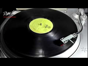 The Beatles - I Want To Hold Your Hand (From The Vinyl Record)