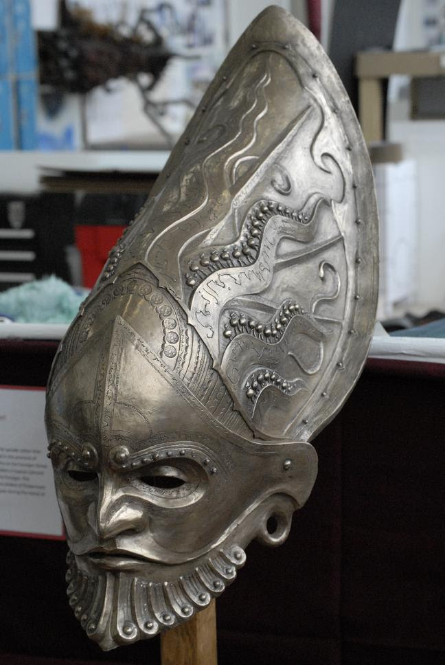 Geek Art Gallery: Sculpture: Ceremonial Helmet