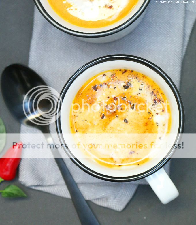 Ofengeröstete Kürbissuppe | whatinaloves.com