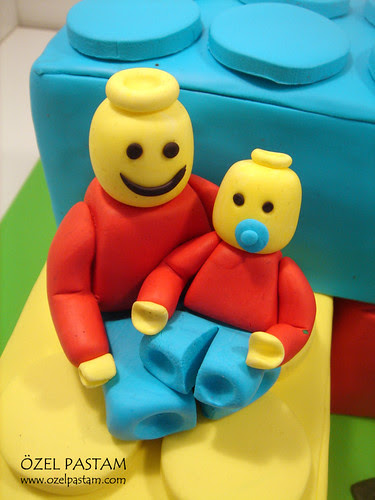 Emin'in Lego Pastası / Lego Cake