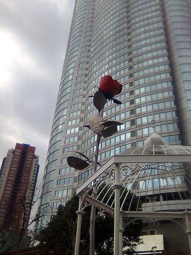 Roppongi Hills: Red Flower & Mori Tower