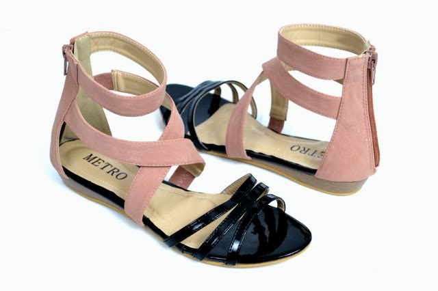 Girls-Womens-Beautiful-Formal-Flat-Shoes-Eid-Footwear-Collection-2013-by-Metro-Shoes-4 Girls-Womens-Beautiful-Formal-Flat-Shoes-Eid-Footwear-Collection-2013-by-Metro-Shoes-4