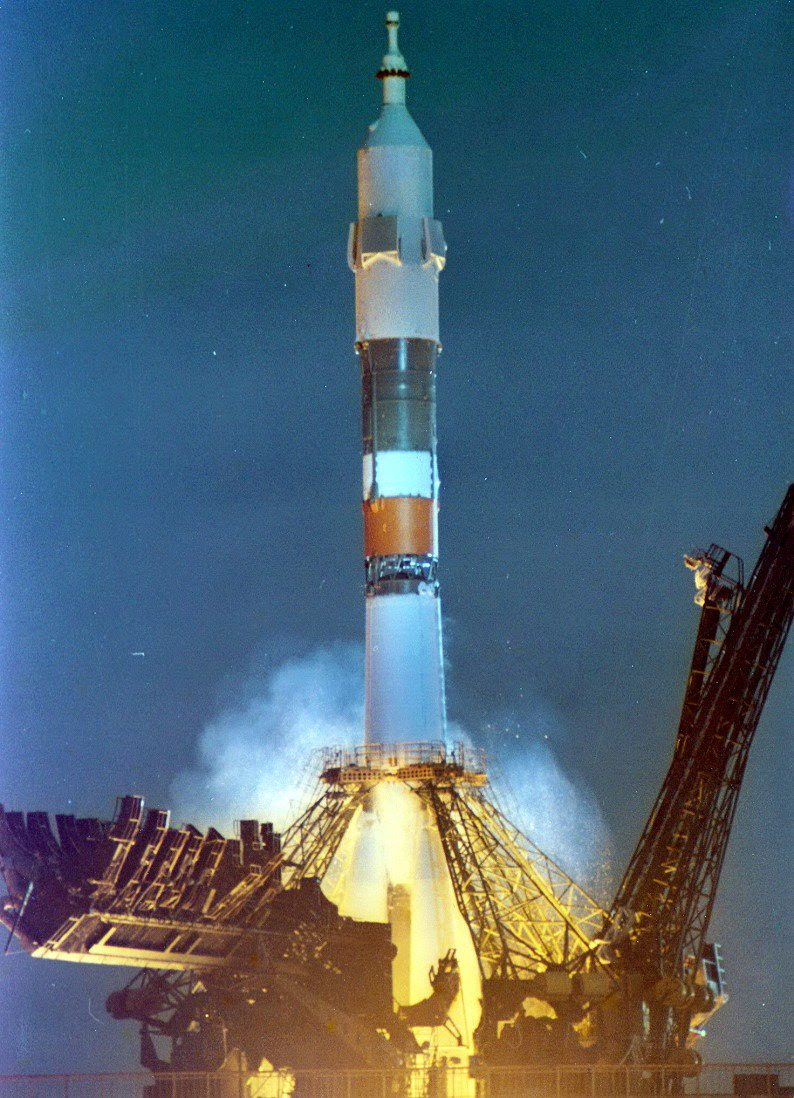 Aug26-1978-Soyuz31liftoff