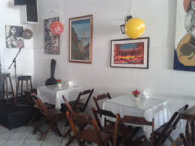 Milton's Bar