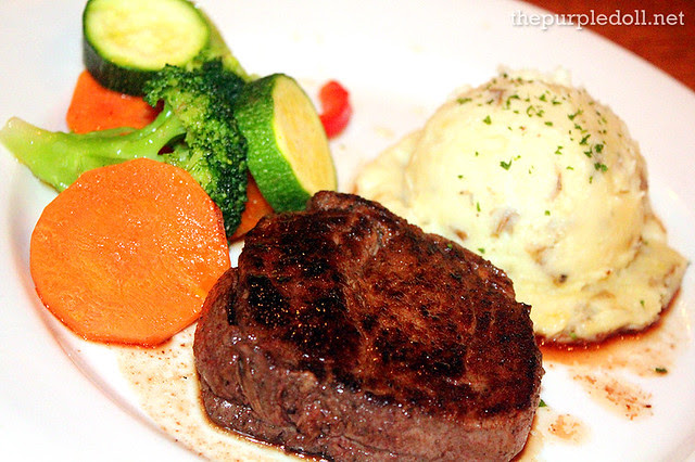 Victoria's Filet P599