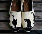 Black Cat Tom ( I supply the Tom) - ShoeTrip Black Cat Tom ( I supply the Tom) - ShoeTrip