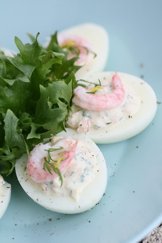 Devilled eggs with shrimps / Krevetitäidisega munad