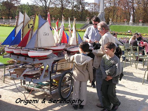 Origami & Serendipity, Pele mele Paris