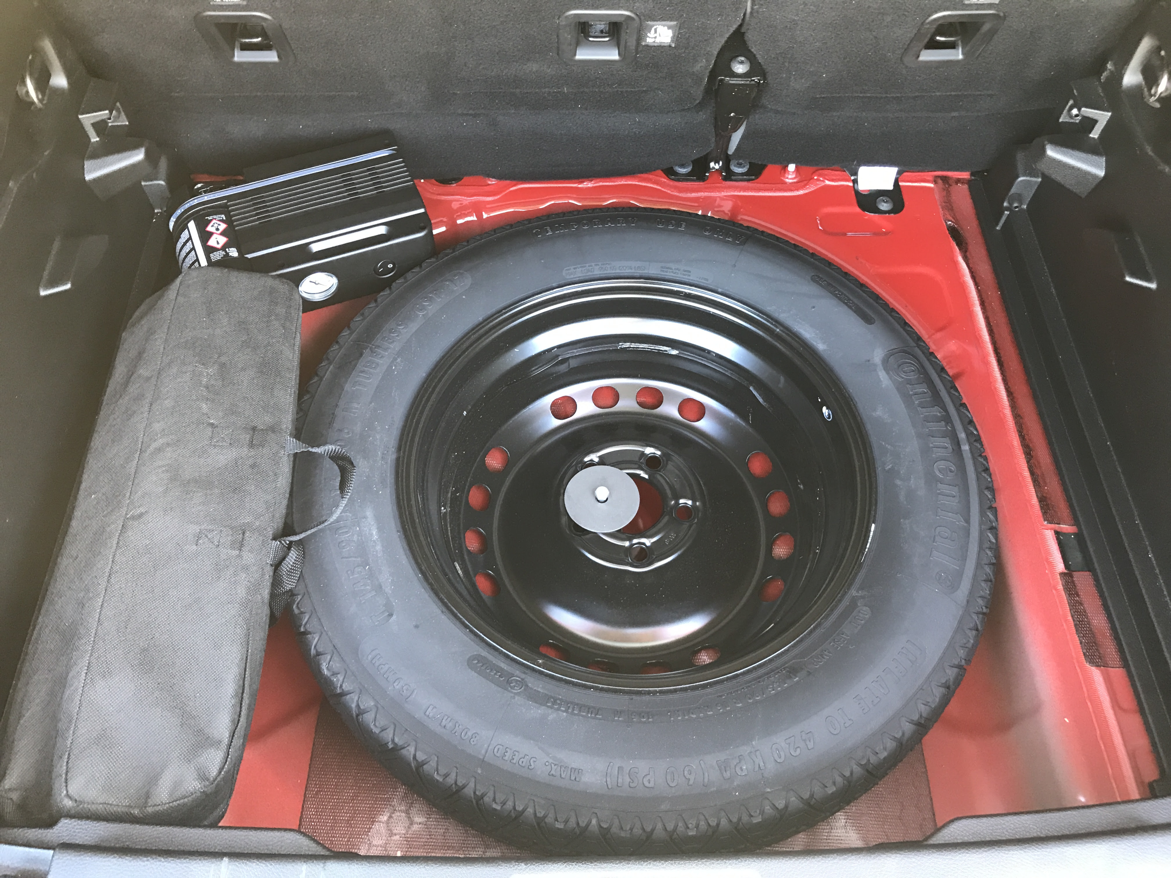 2020 jeep renegade spare tire kit