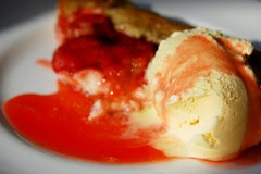 strawberry & rhubarb cheesecake tart 4