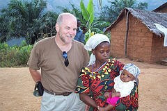 Tom Miller and friends in Emali, Nigeria, December 2004.