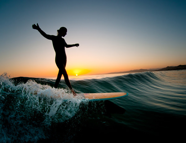 evening glide1 Surf's Up: 30 Incredible Surf Photographs