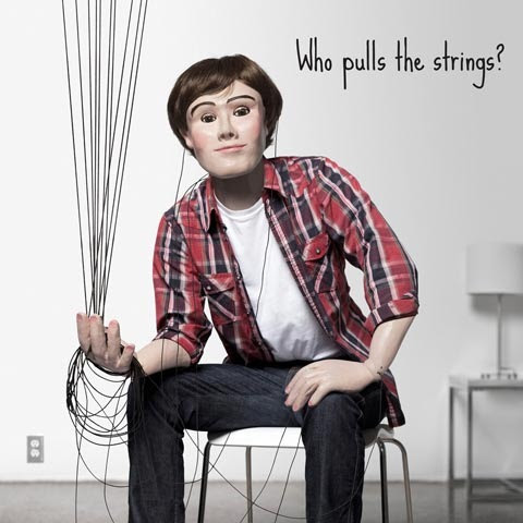 pulls-strings pulls-strings