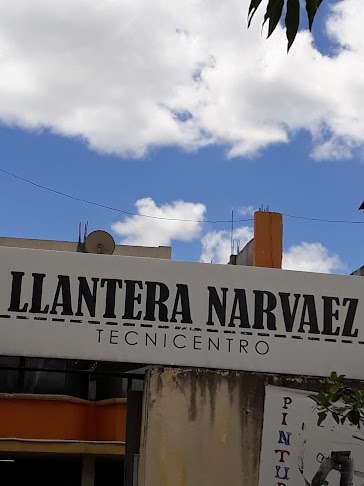 Opiniones de Llantera Narvaez en Quito - Concesionario de automóviles