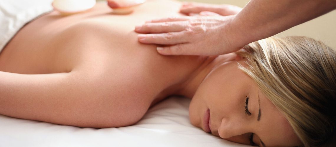 Hiệu quả không ngờ từ sự kết hợp các phương pháp massage Thái, Nhật Bản -  Ghế massage Nhật Bản Fuji Luxury