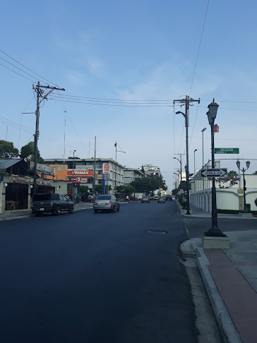 Redux Clinica - Centenario - Centro de estética