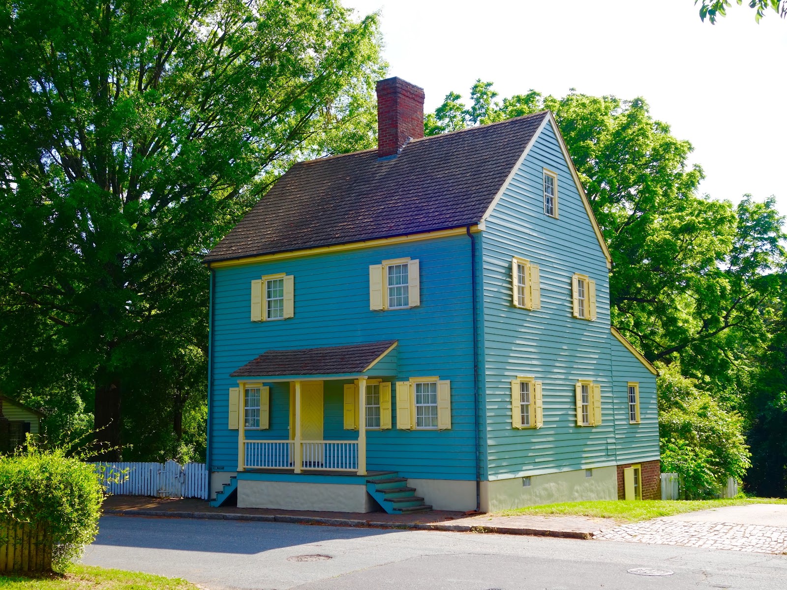 Single-family residences are the epitome of a dream home. 