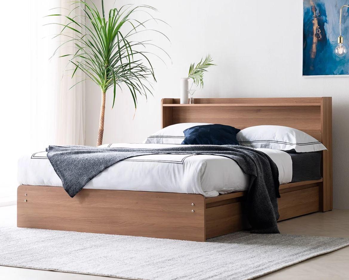 Giường gỗ đẹp làm từ chất liệu MDF cũng khá tốt và được nhiều người sử dụng