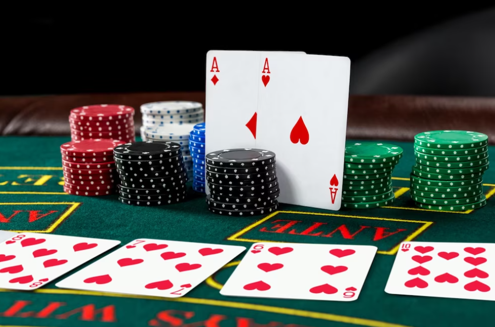 <strong>Business Opportunities Offered by Opening an Online Casino</strong>