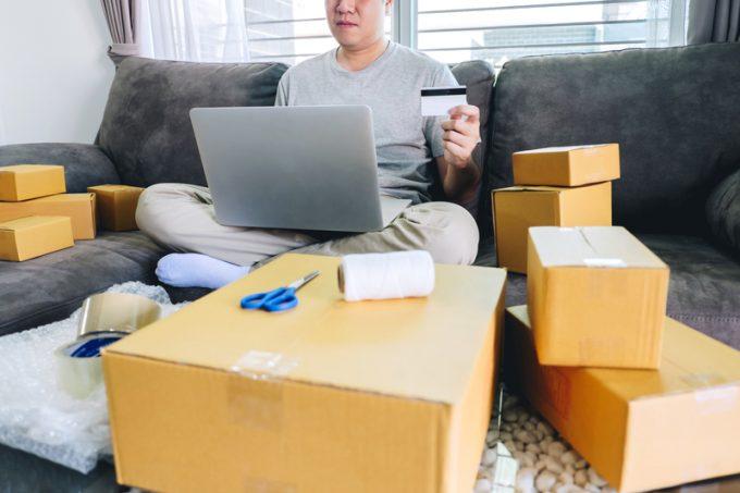 C:\Users\VAMediabox\Desktop\Image Folder\Courier services trends 2020\hike in courier frims.jpg