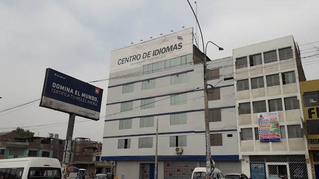 Centro De Idiomas - Comas