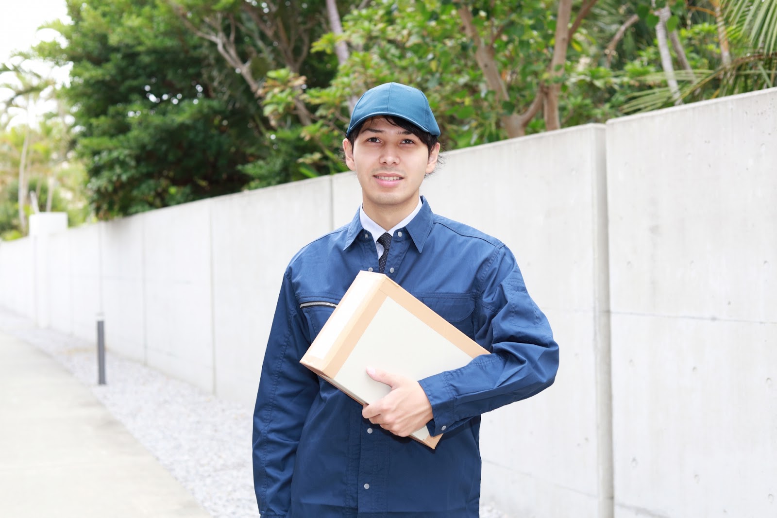 茶髪はok 佐川急便バイトの身だしなみを解説 5つのチェックリスト付 らくジョブ バイト選び