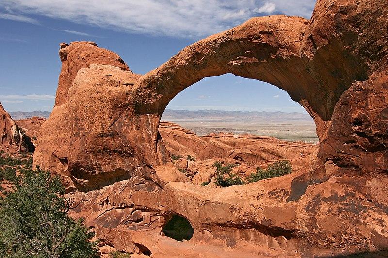 File:Double-O-Arch Arches National Park 2.jpg