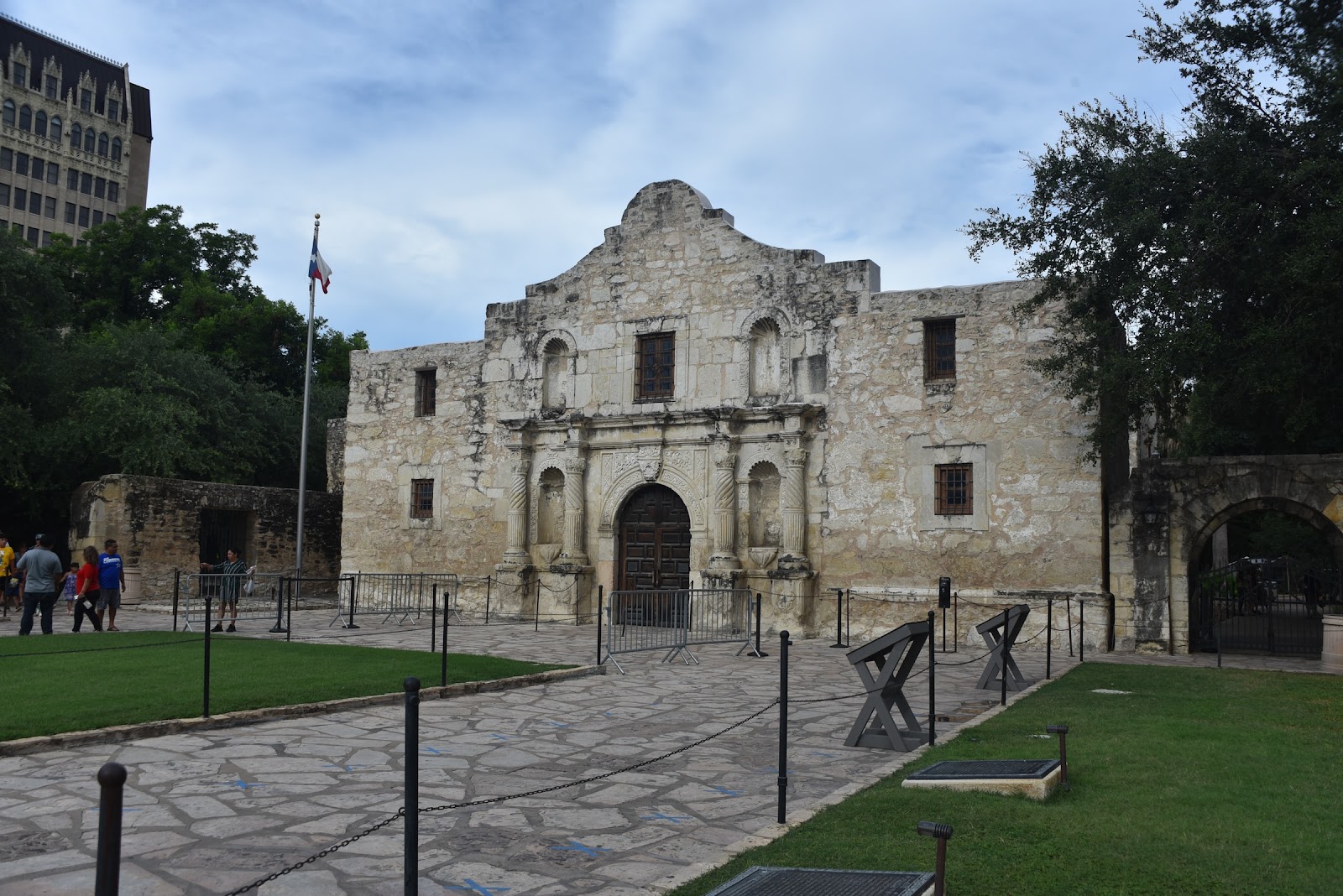 A cheap vacation place in San Antonio