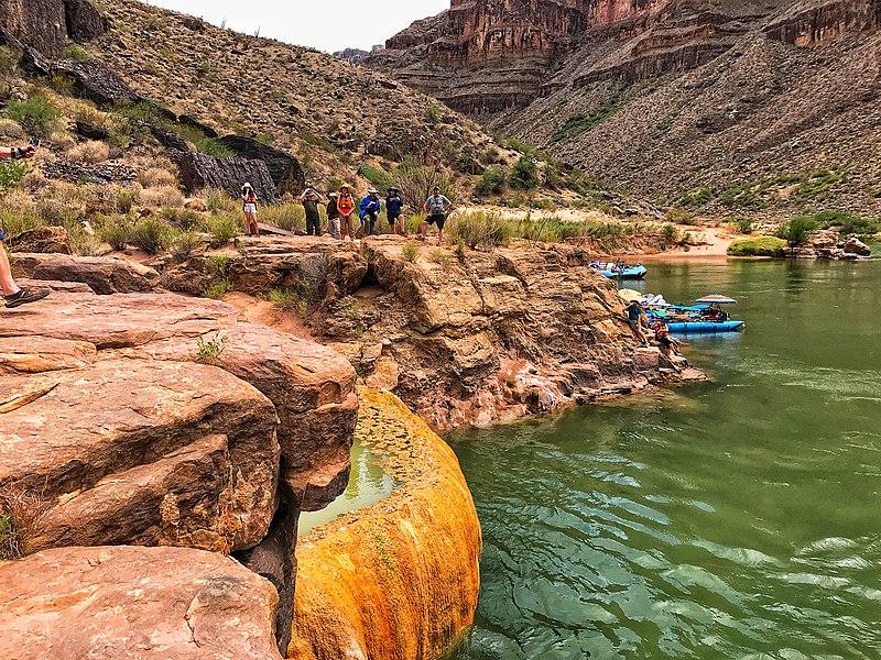 File:Pumpkin Spring, Grand Canyon (42648560545).jpg