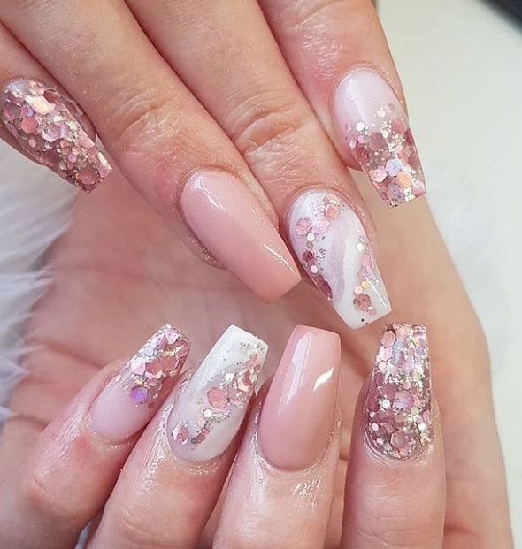 Fancy the Nude ombre coffin nail 