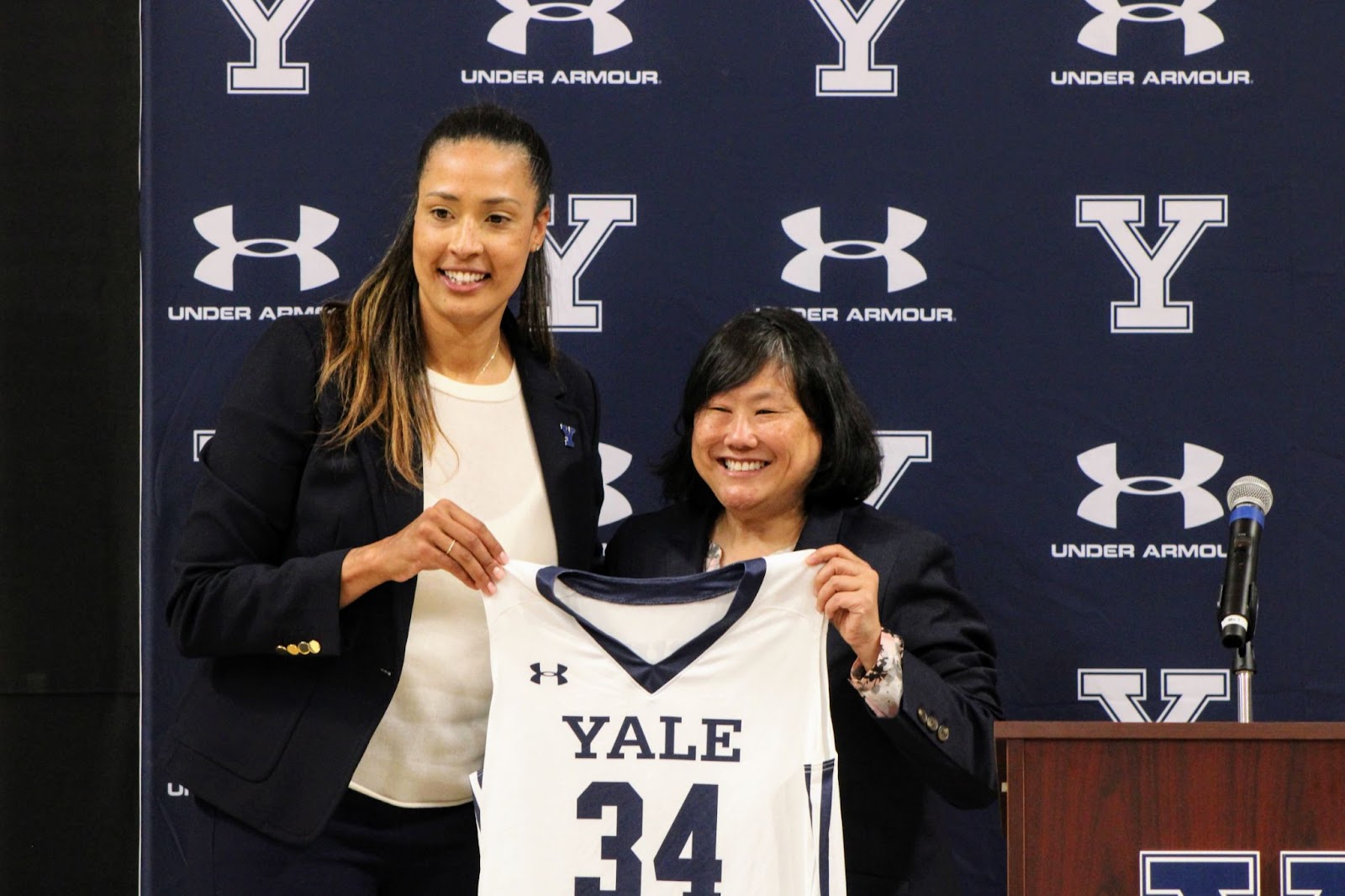 WOMEN'S BASKETBALL: Dalila Eshe formally introduced as new head coach - Yale  Daily News