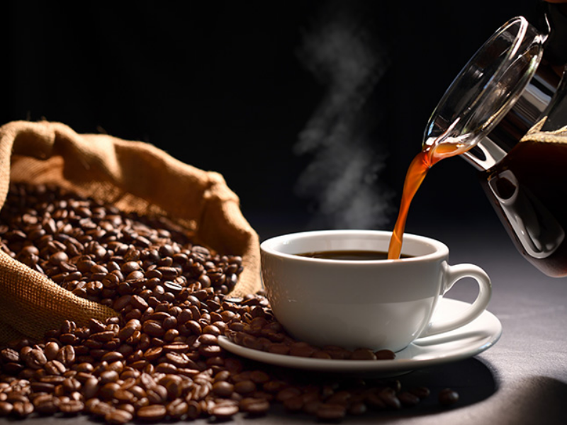 รูปภาพประกอบด้วย ถ้วย, กาแฟ

คำอธิบายที่สร้างโดยอัตโนมัติ