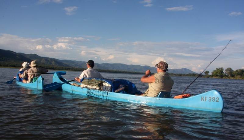 mana-pools-canoe-safari-canoeing.JPG