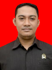 Dominggus Adrian Puturuhu, S.H.