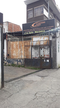 Auto Mecánica - Cuenca