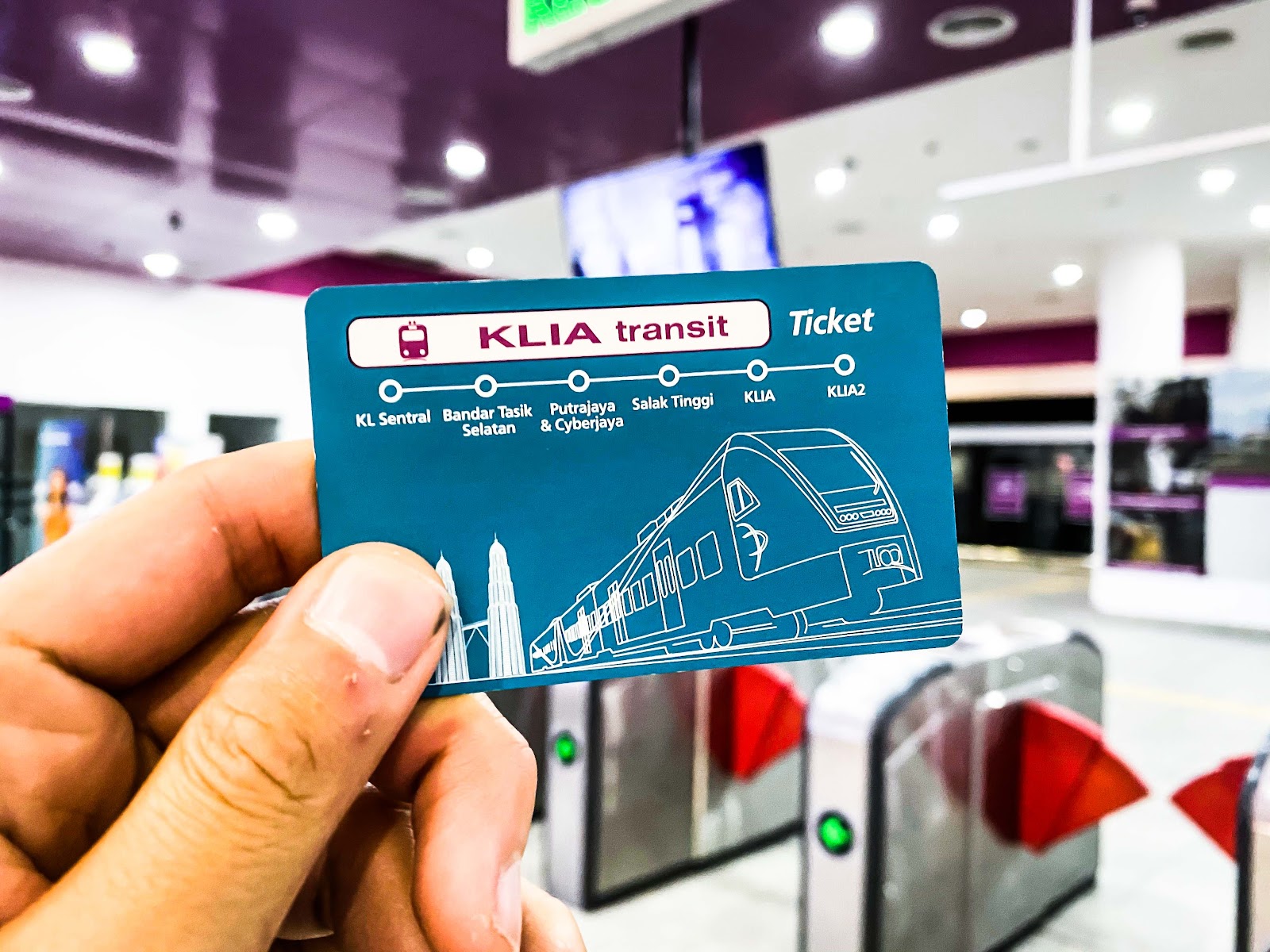 【吉隆坡】吉隆坡機場KLIA Transit教學：票價、班次、路線指導、搭乘方式等 機場到市區首選交通，快速又方便