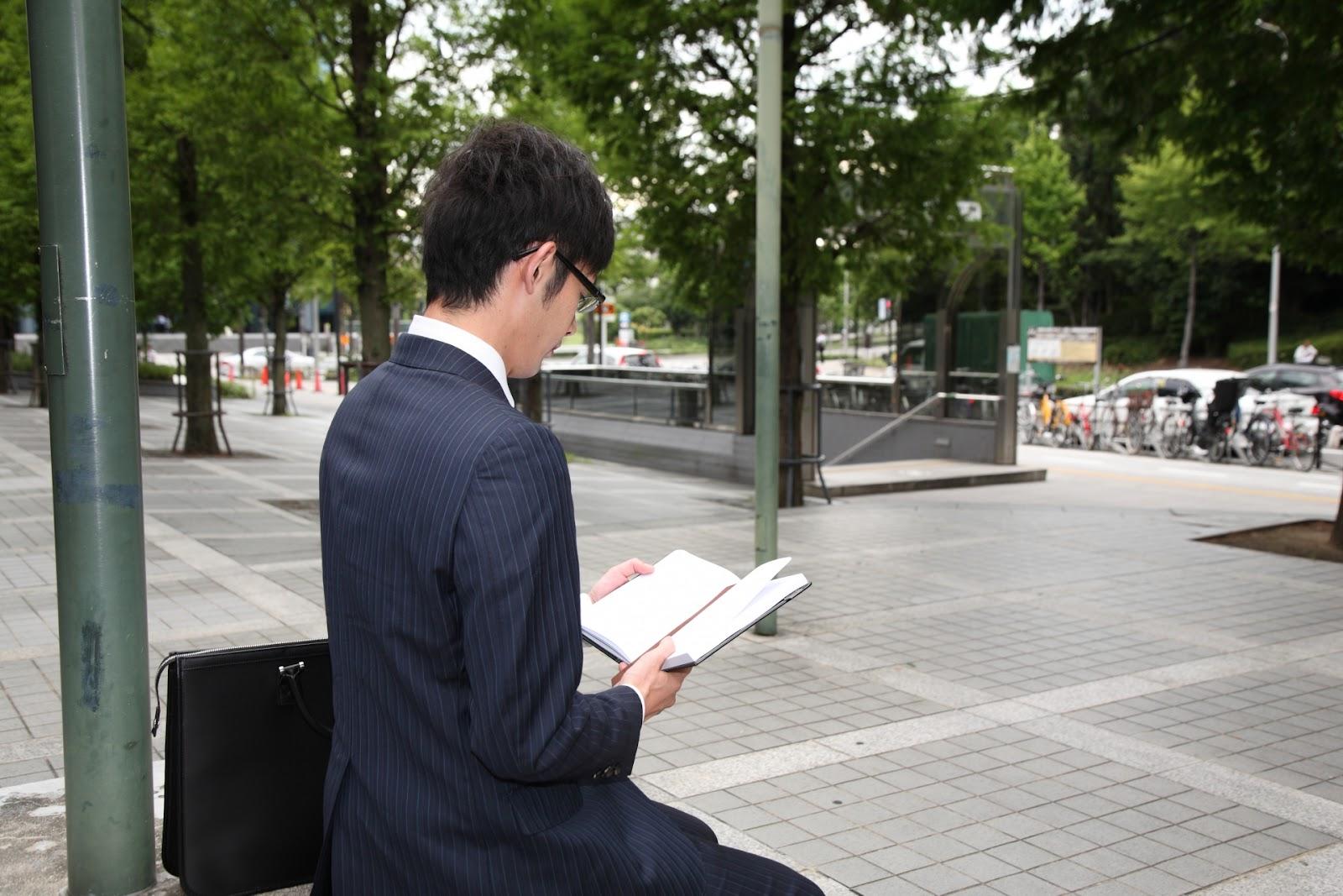 自分の目のクセがどんぴしゃり。視力が改善し友人にも紹介。【20代男性・食品会社のデスクワーカーの声】