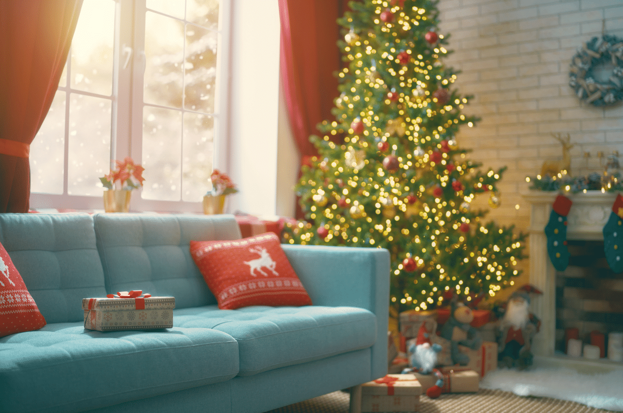dekorasi natal di ruang tamu