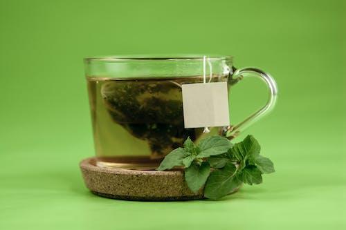 Free Transparent cup of green tea with mint Stock Photo